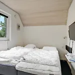 Hébergement de vacances Four-bedroom In